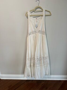 NWT Free People Ivory Lace-Detail Maxi Dress